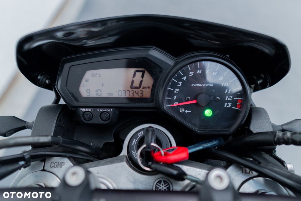 Yamaha FZ - 26