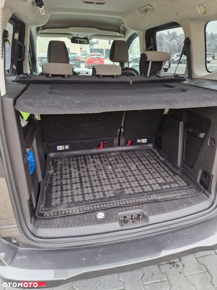 Ford Tourneo Courier 1.0 EcoBoost Trend - 12