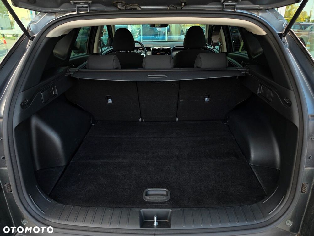 Hyundai Tucson 1.6 T-GDi HEV Executive 2WD - 37