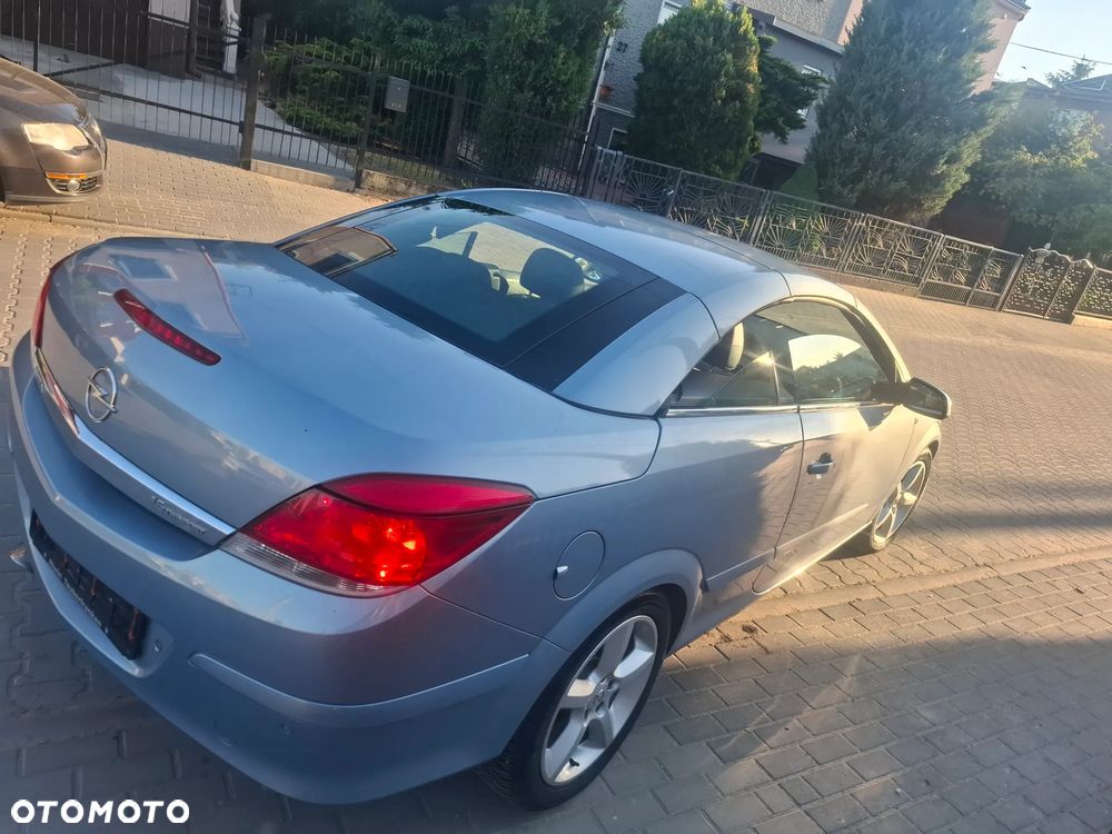 Opel Astra 1.6 Endless Summer - 2