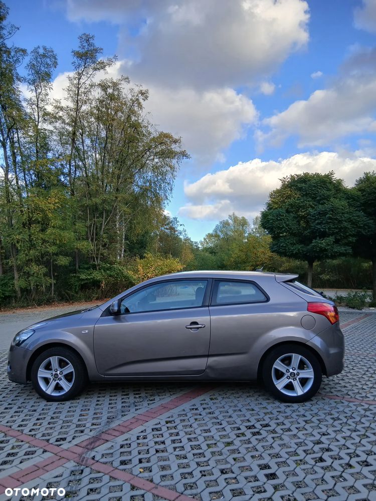 Kia Ceed 1.6 Comfort + - 7