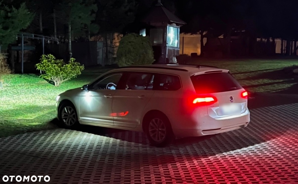 Volkswagen Passat 2.0 TDI SCR Comfortline - 7