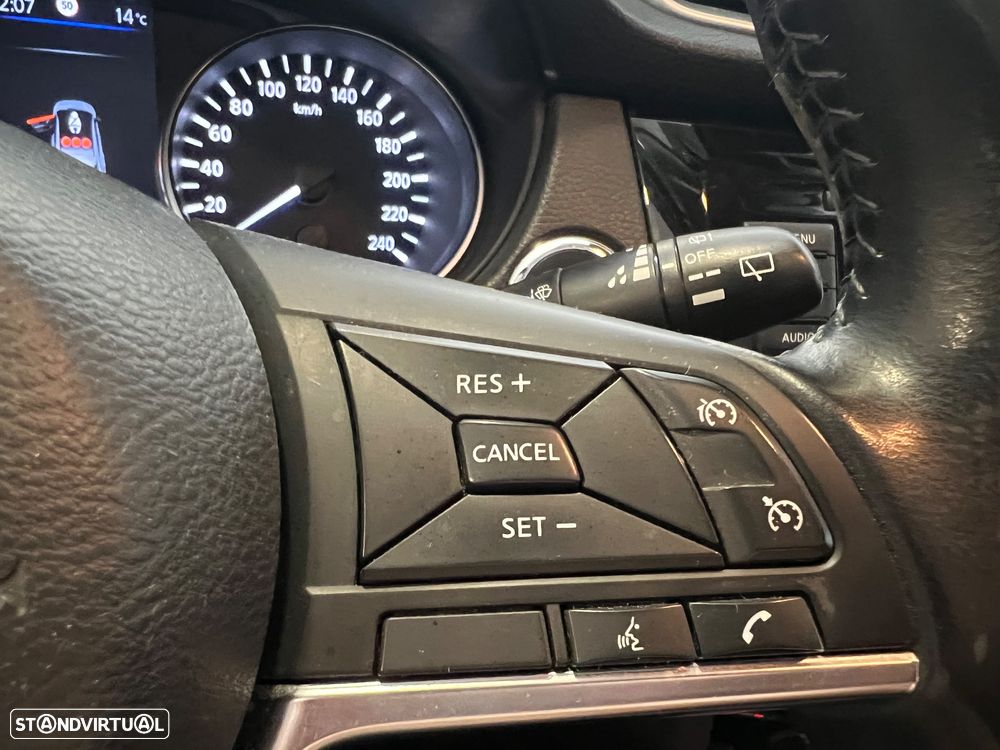 Nissan Qashqai 1.5 dCi DCT N-CONNECTA - 9