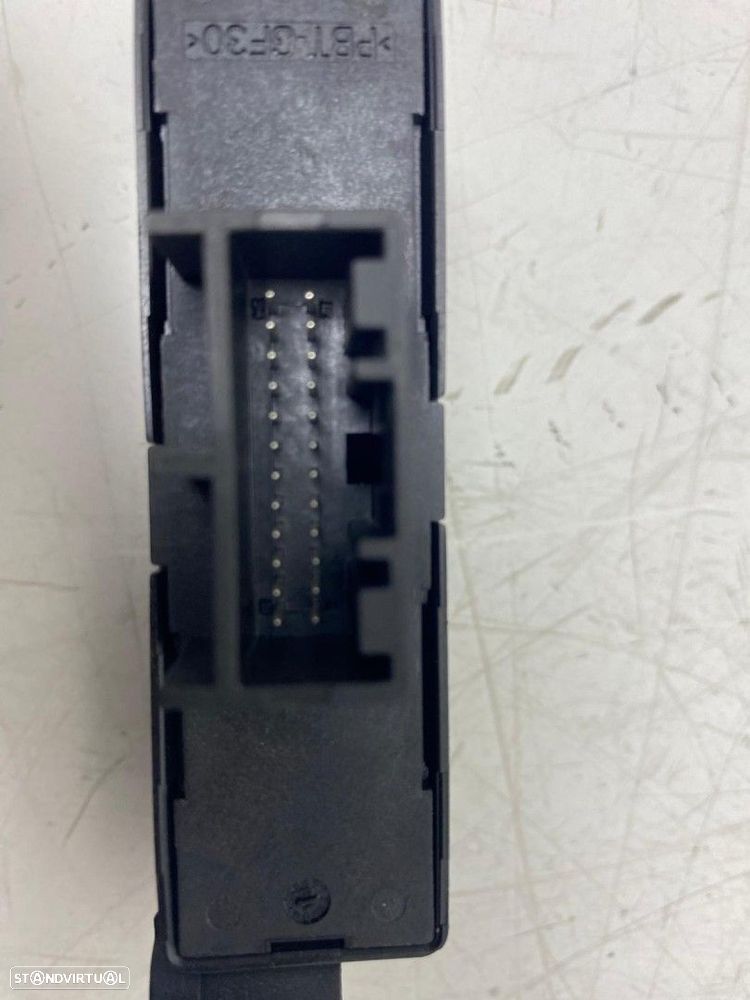 Centralina dos Sensores de Estacionamento FIAT TALENTO Box REF.259904115R - 3