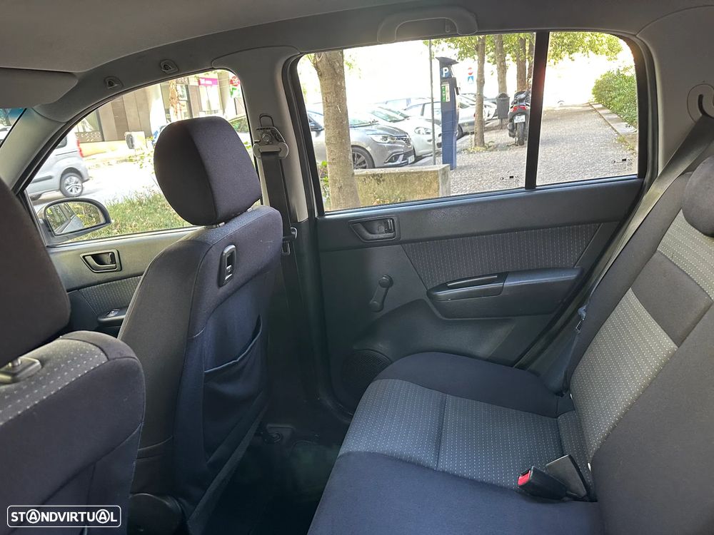 Hyundai Getz 1.1 Top AC - 19