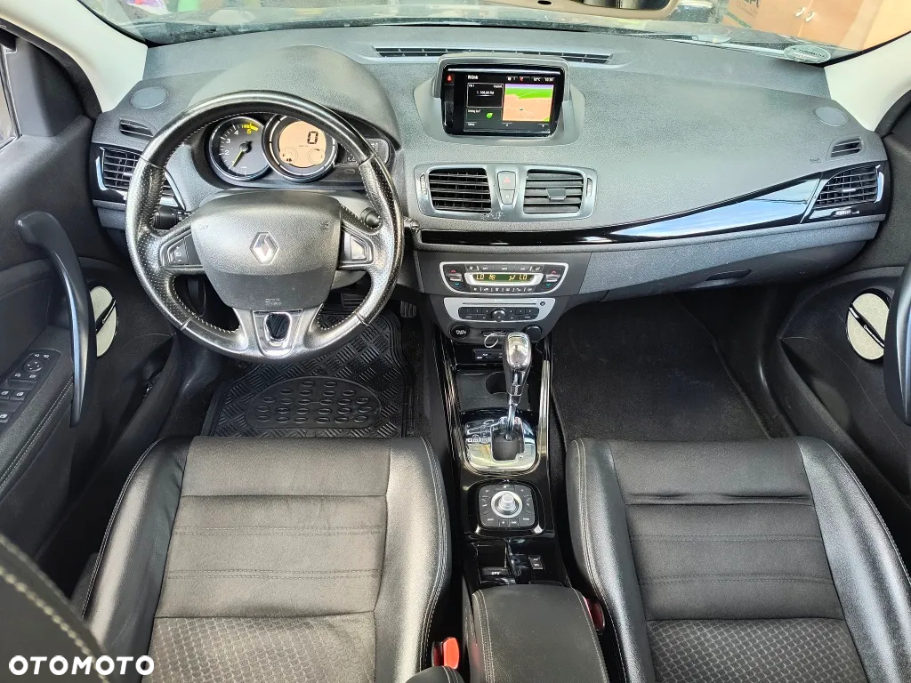 Renault Megane Grandtour ENERGY dCi 110 EDC BOSE EDITION - 11