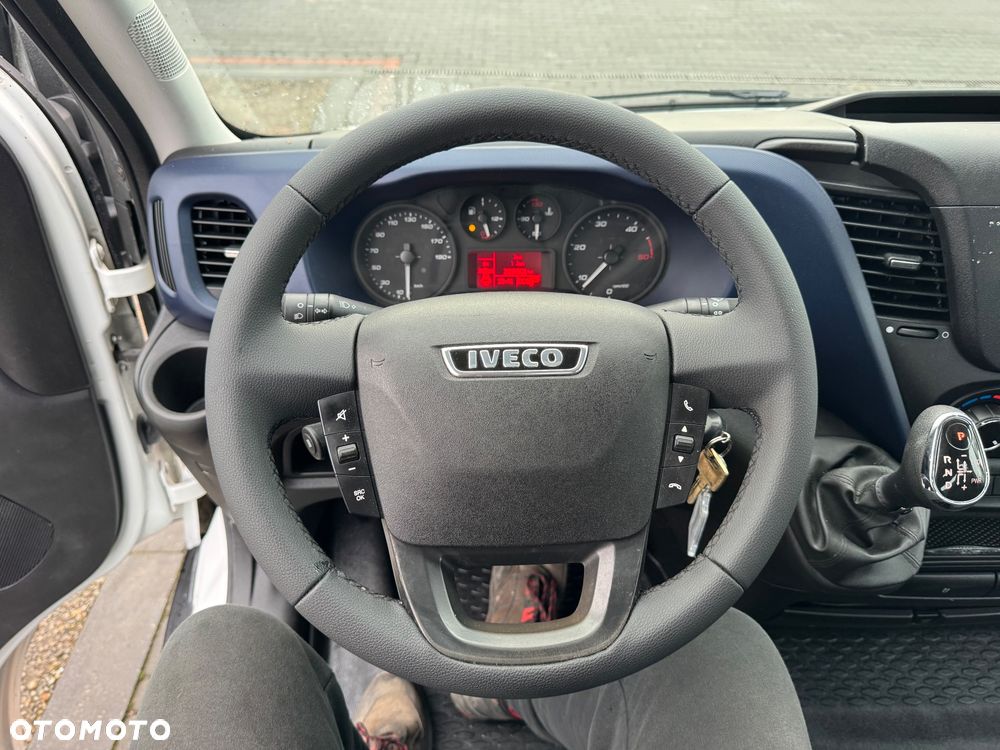 Iveco DAILY 35C18 50C15 50C17 35C14 35C15 35C17 35C18 70C17 72C15 70C18 - 13