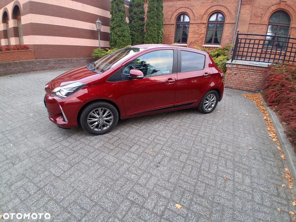 Toyota Yaris 1.5 Premium - 15