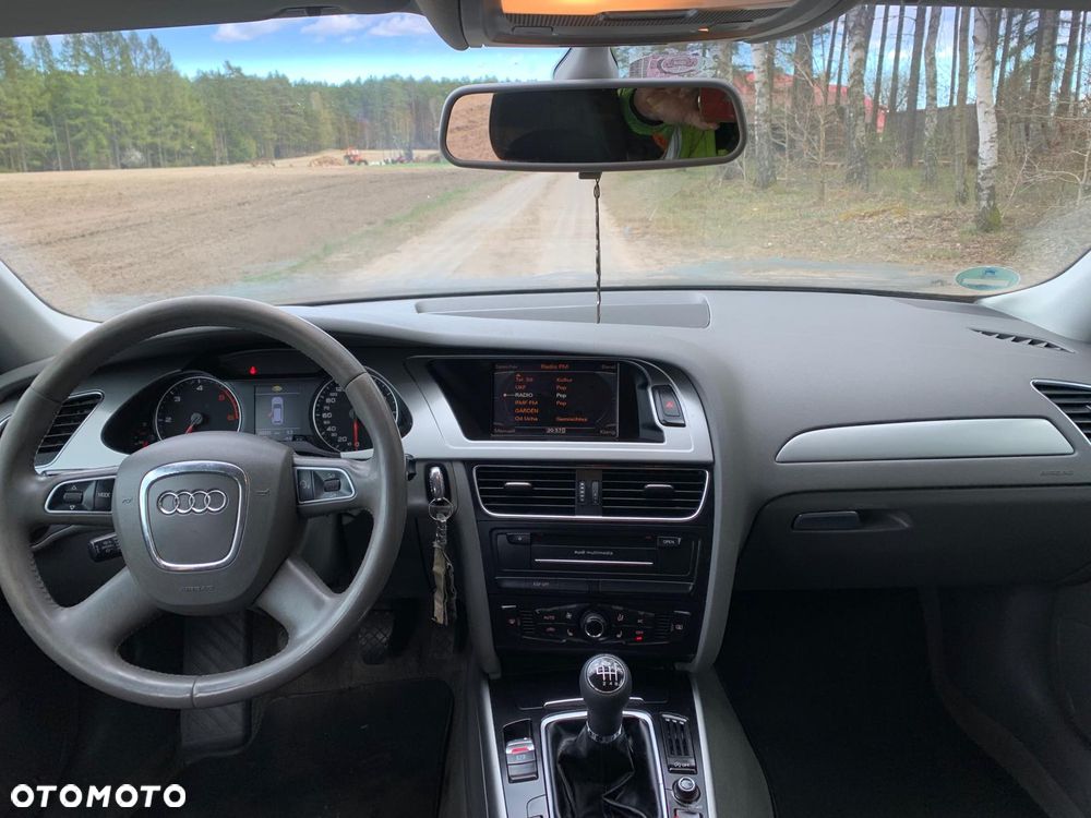 Audi A4 Avant 2.0 TDI Limited Edition - 10