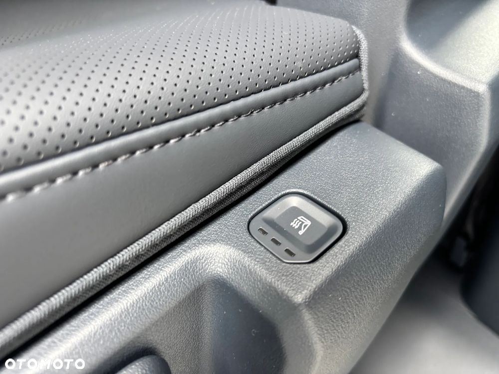 Kia PV5 - 16