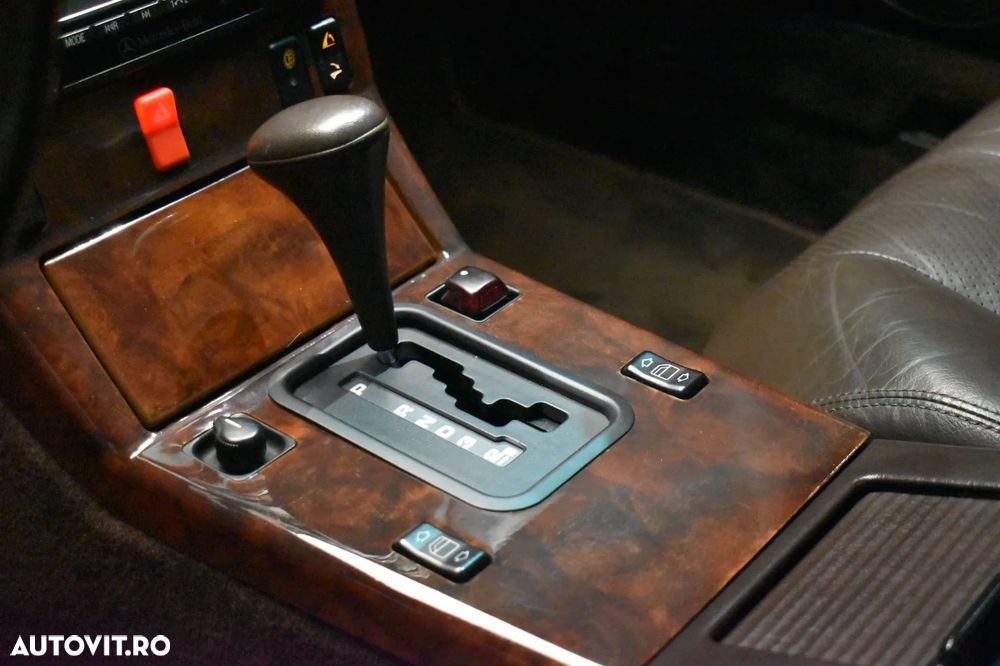 Mercedes-Benz SL - 19