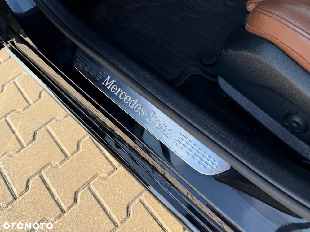Mercedes-Benz Klasa C 220 d 4Matic 9G-TRONIC AMG Line - 13