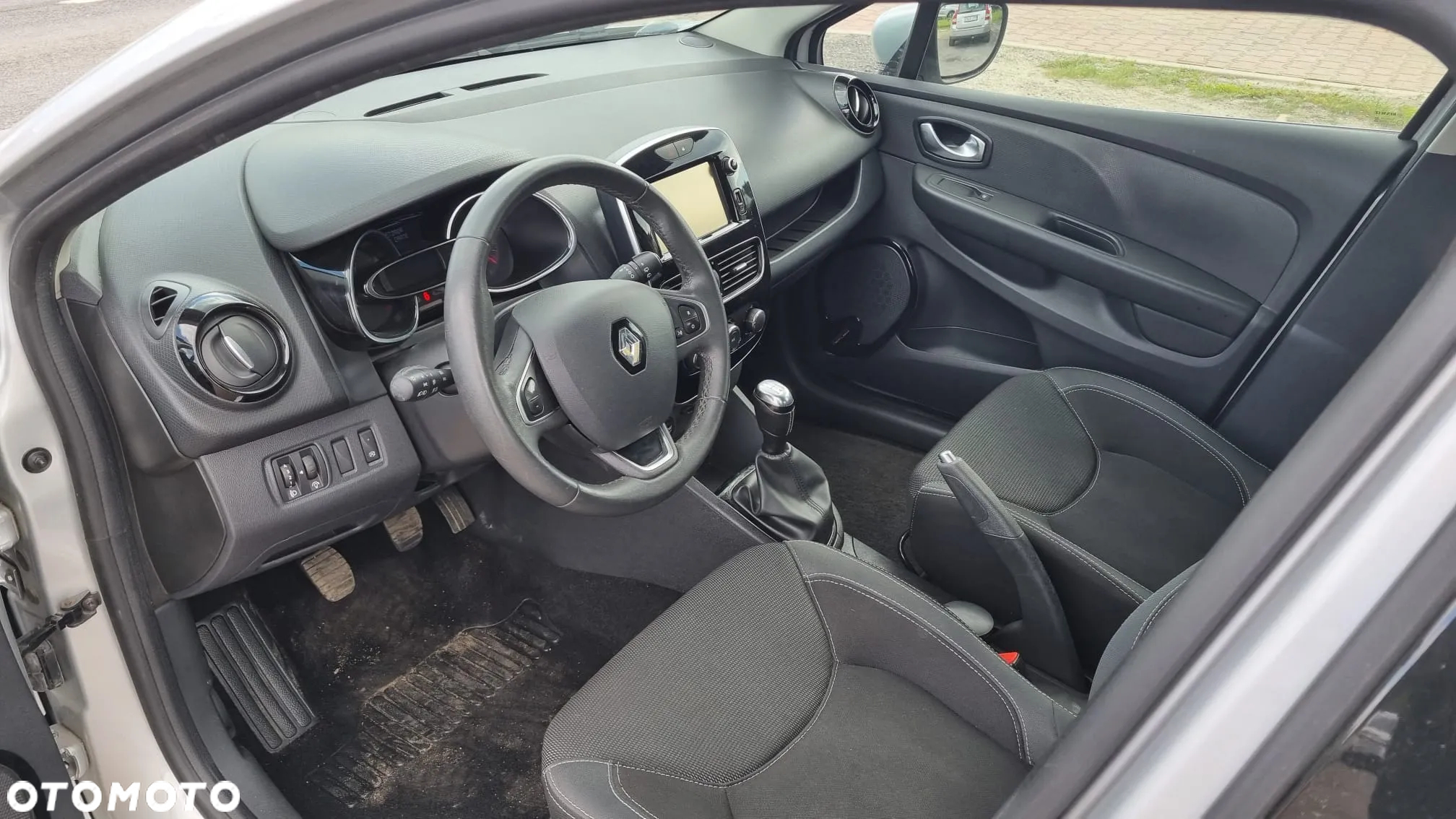 Renault Clio 1.5 dCi Business - 21