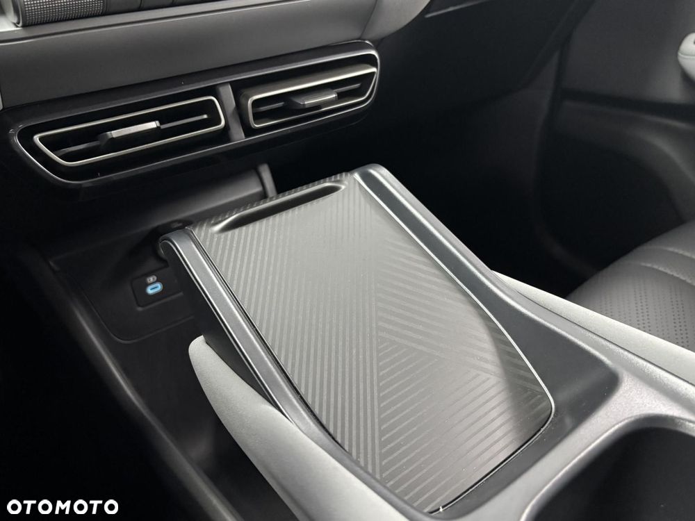 BYD Dolphin Surf - 18