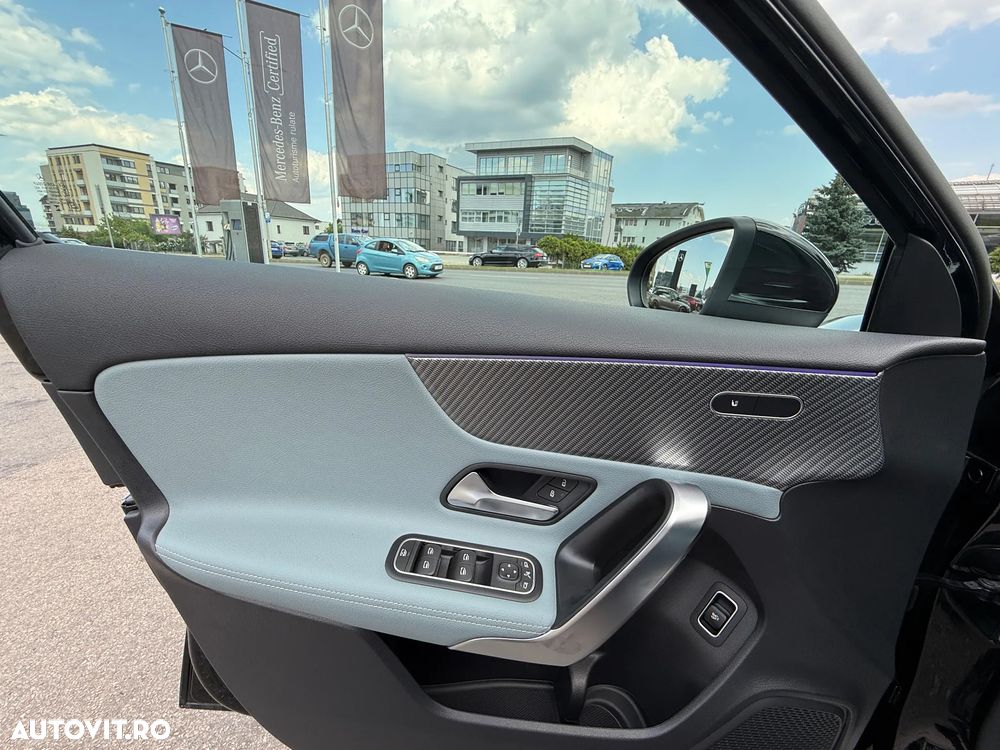 Mercedes-Benz A 220 4MATIC MHEV 8G-DCT Sedan - 30