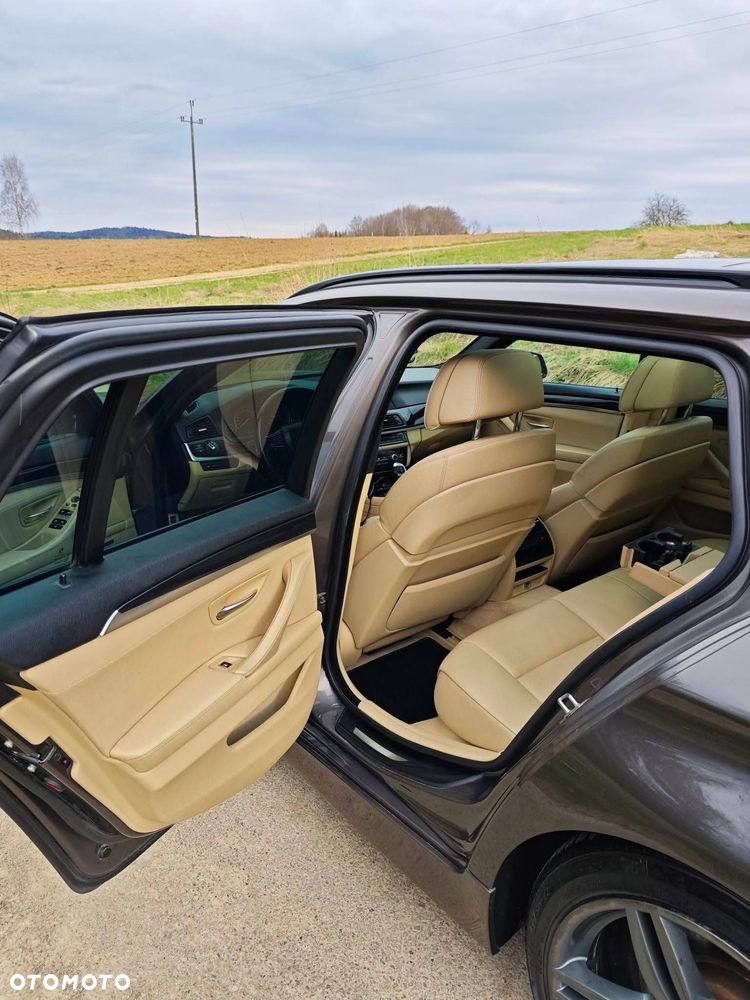 BMW Seria 5 - 12