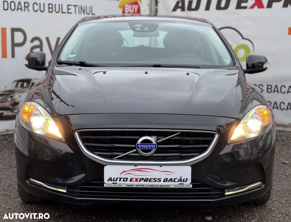 Volvo V40 D3 - 15