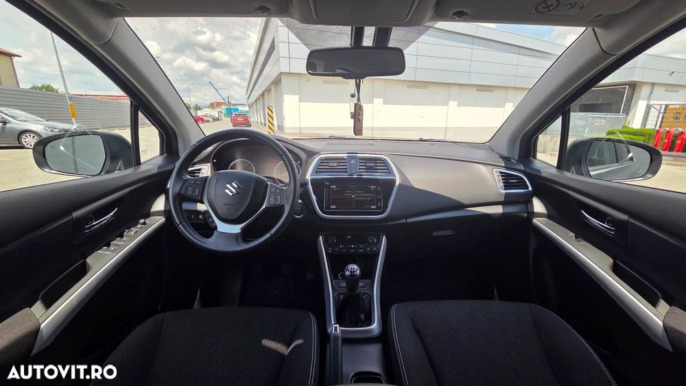 Suzuki S-Cross - 4
