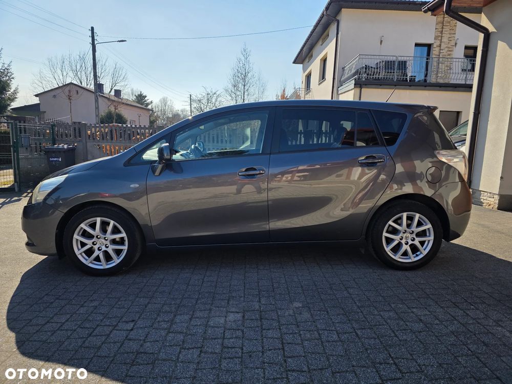 Toyota Verso 2.0 D-4D - 14