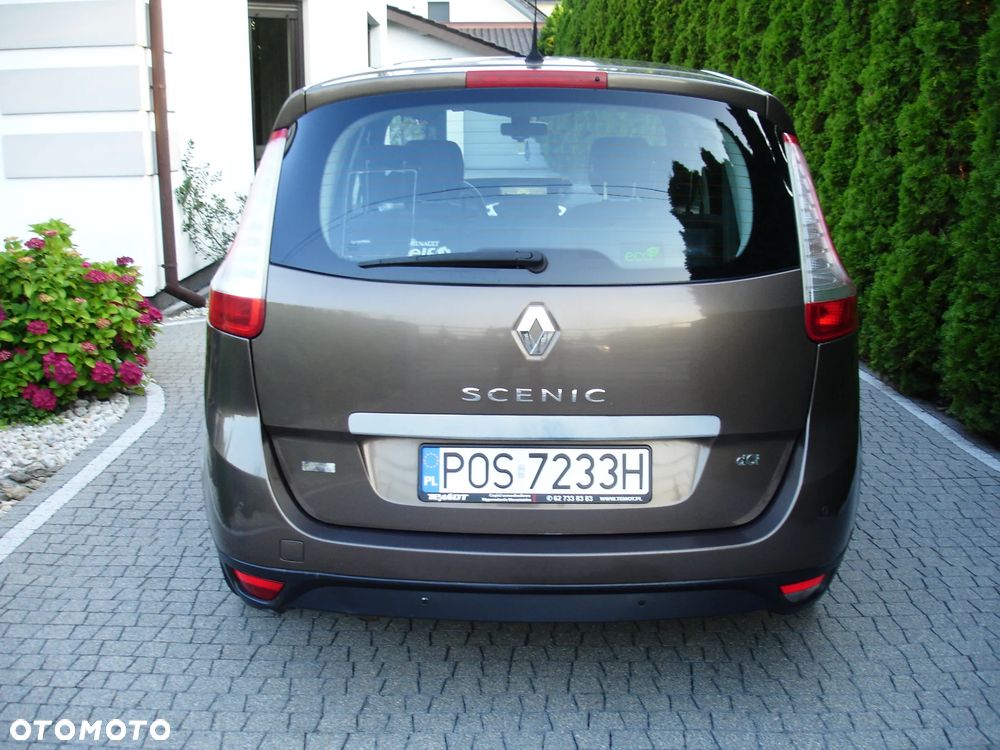 Renault Grand Scenic - 27