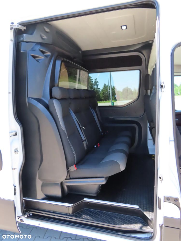 Iveco DAILY 35S18 DOKA Dubel Brygadowy MIXTO 7-Mio Os.+812 Kg Ład. POWER 3.0 HPI 180 KM Hi-Matic Automat L4H2 Rozstaw Osi 4100 mm WZMACNIANY FULL OPCJA Wyposażenia Gwarancja Fabryczna HAK 3500 KG Stan Auta Jak Z Salonu NOWY - 25