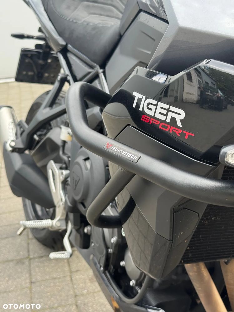 Triumph Tiger - 8