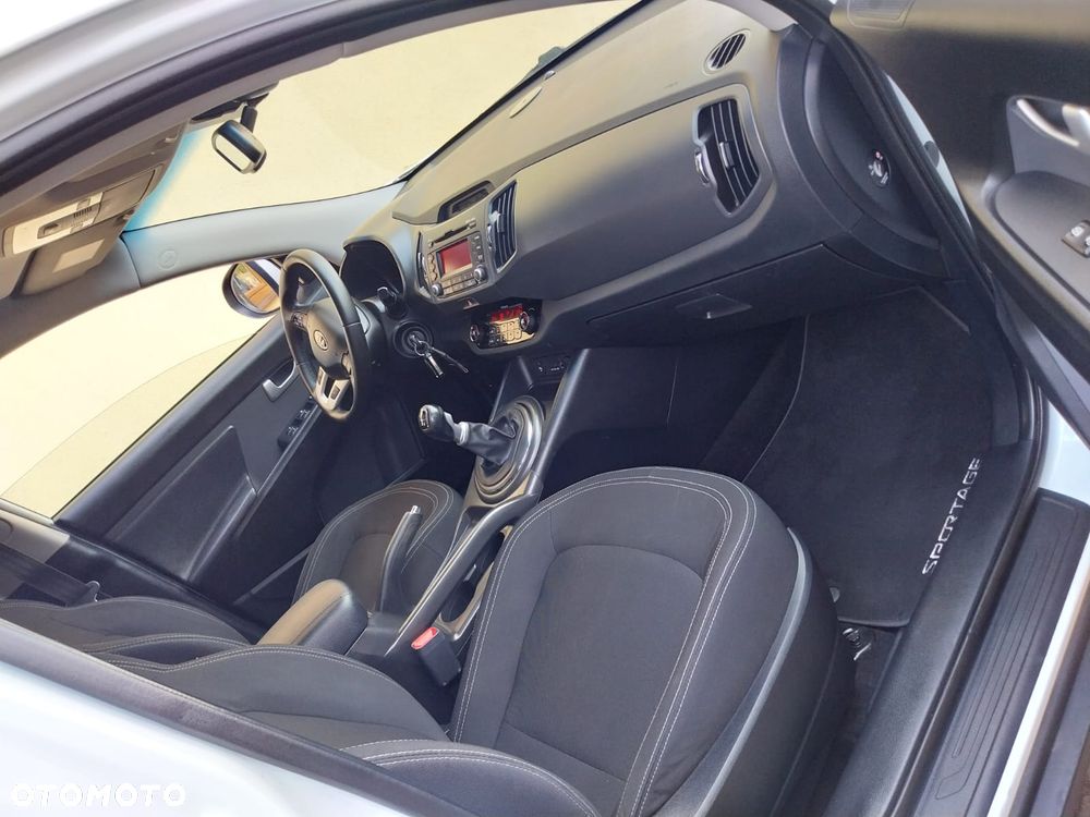 Kia Sportage - 10