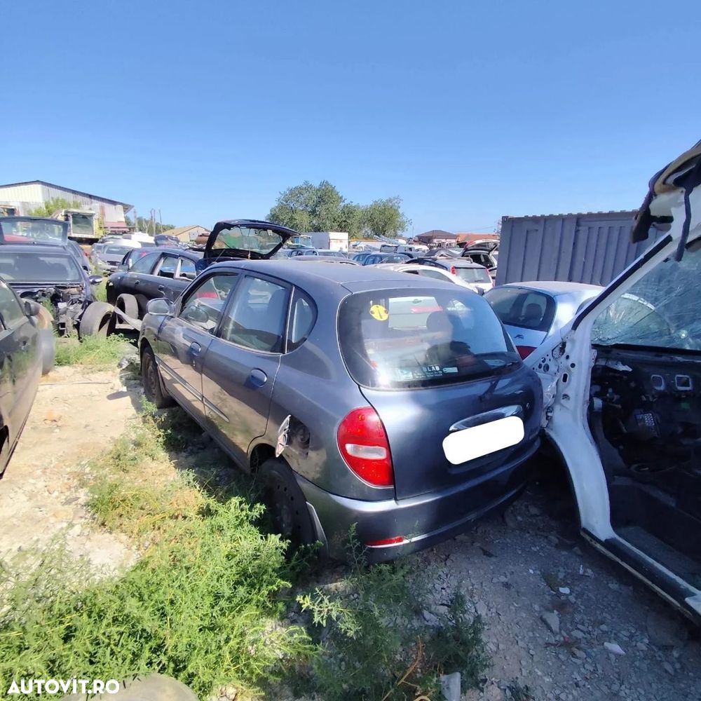 Dezmembrari Daihatsu Sirion (M100) (1998-2015) - 8