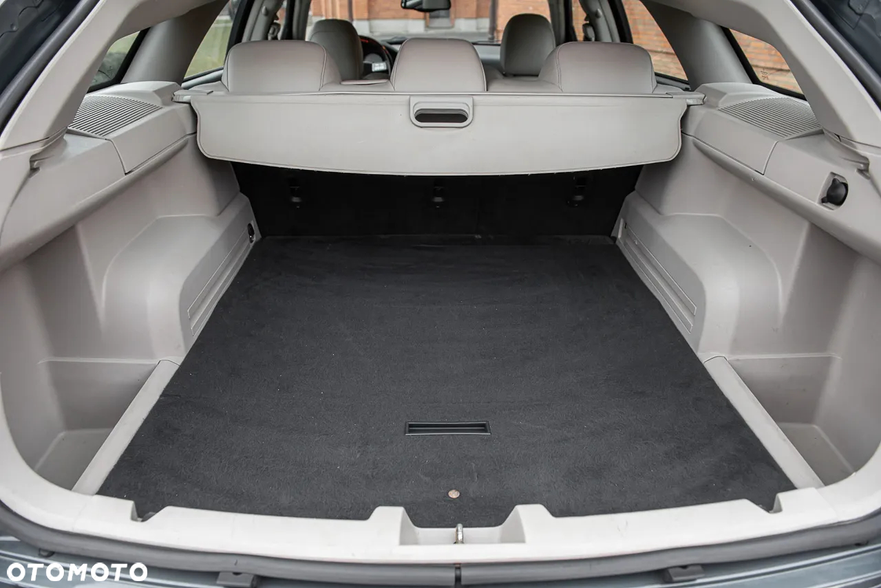 Chrysler 300C Touring 3.5 AWD Automatik - 28