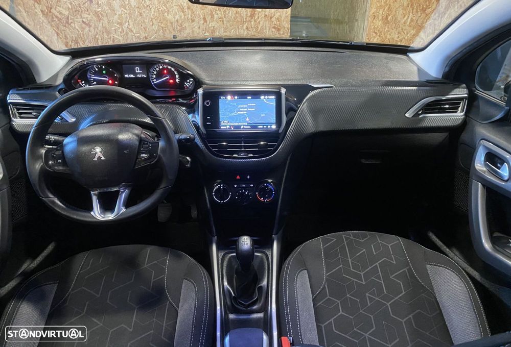 Peugeot 2008 1.5 BlueHDi Style - 35