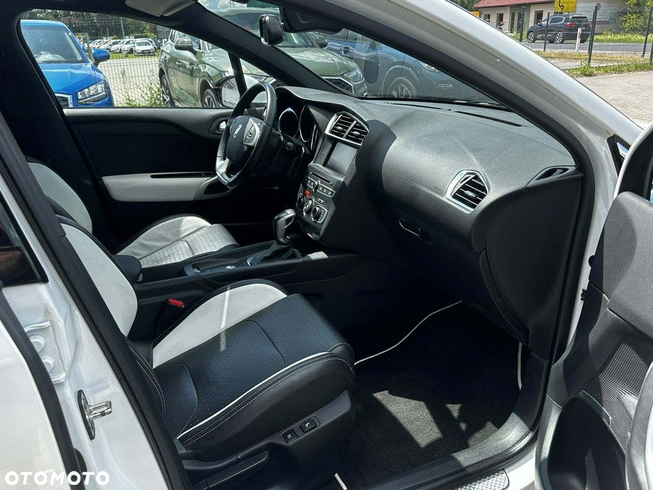 DS Automobiles DS 4 - 14