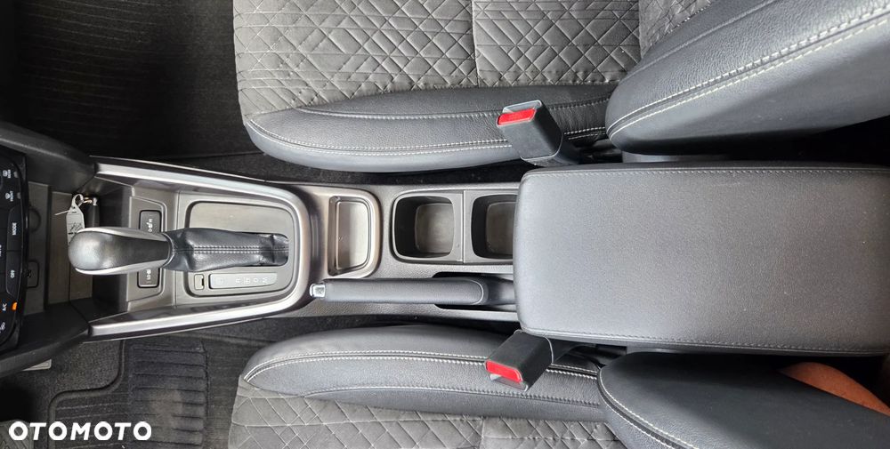 Suzuki Vitara 1.4 Boosterjet Hybrid Automatik Comfort - 22