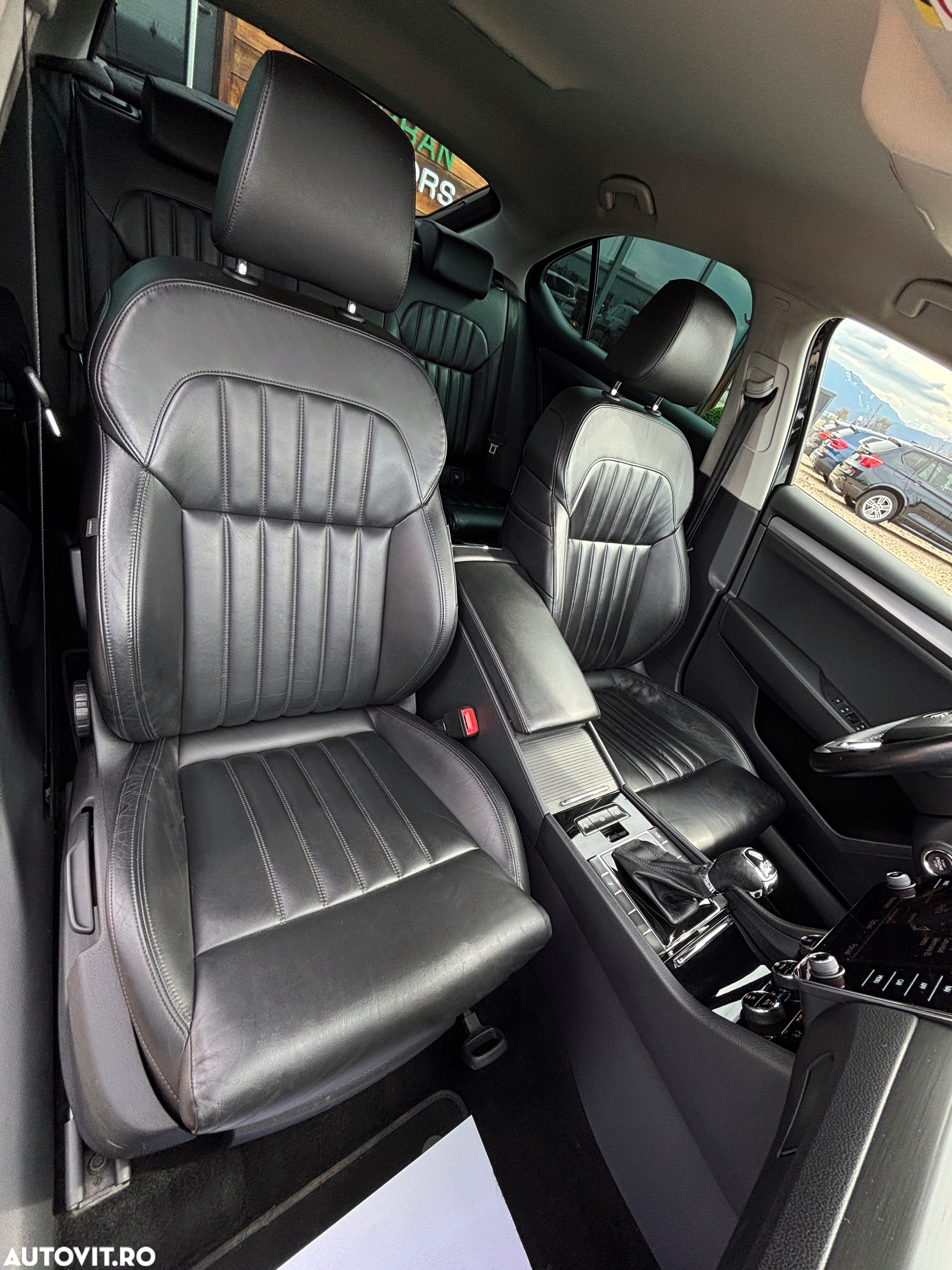 Skoda Superb 1.6 TDI DSG Style - 21