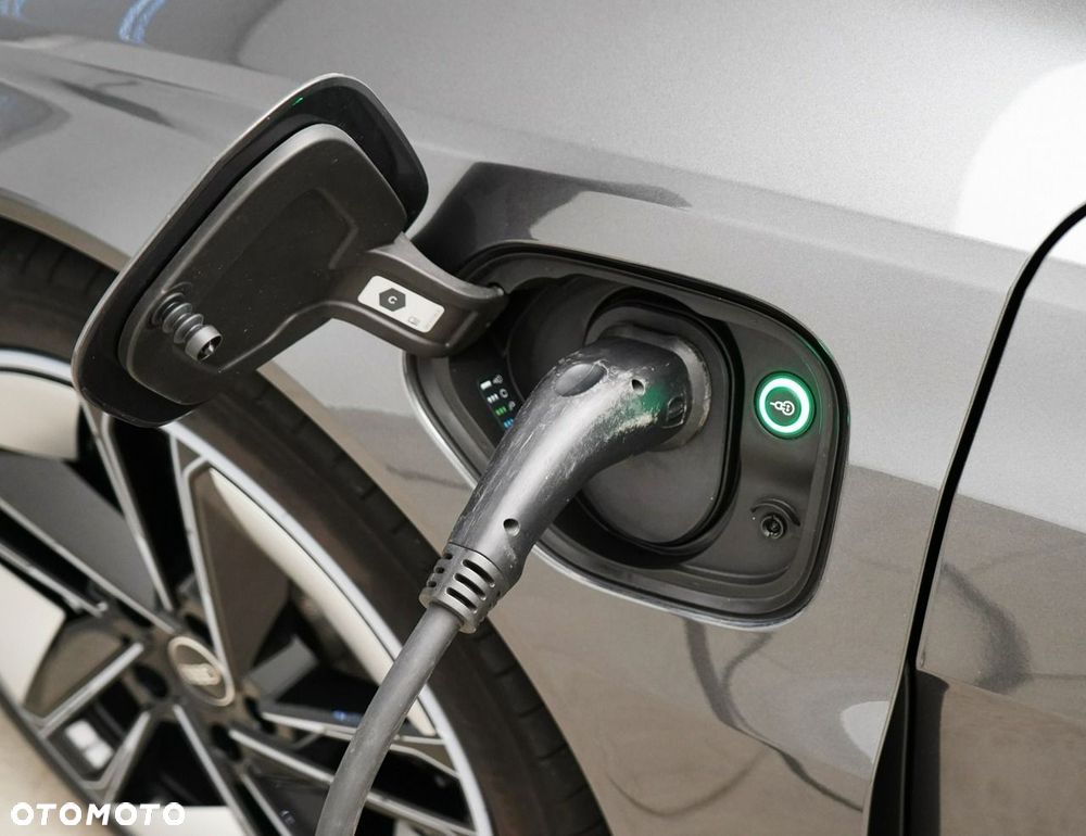 Audi e-tron GT - 13