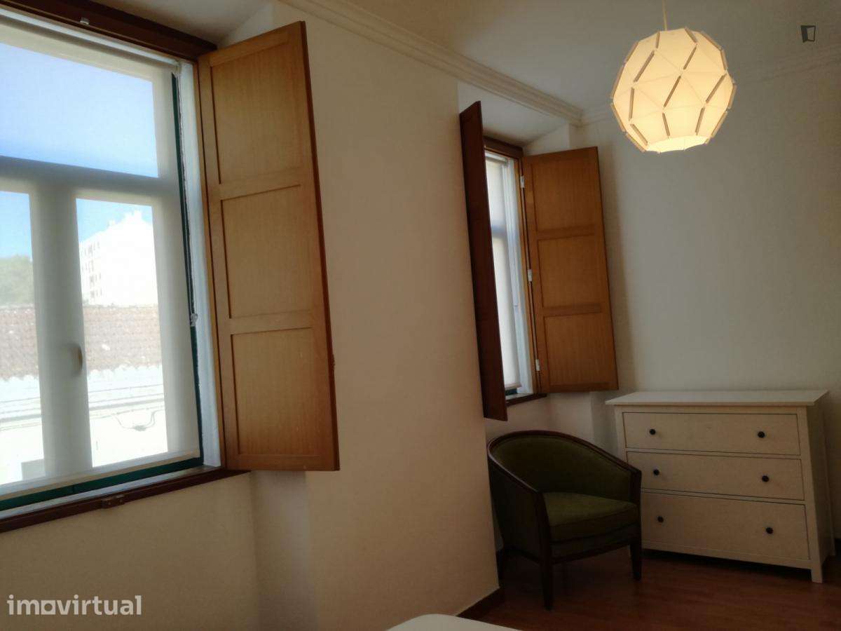 Apartamento com 1 quartos - localizado em Benfica Lisbon - Grande imagem: 3/15