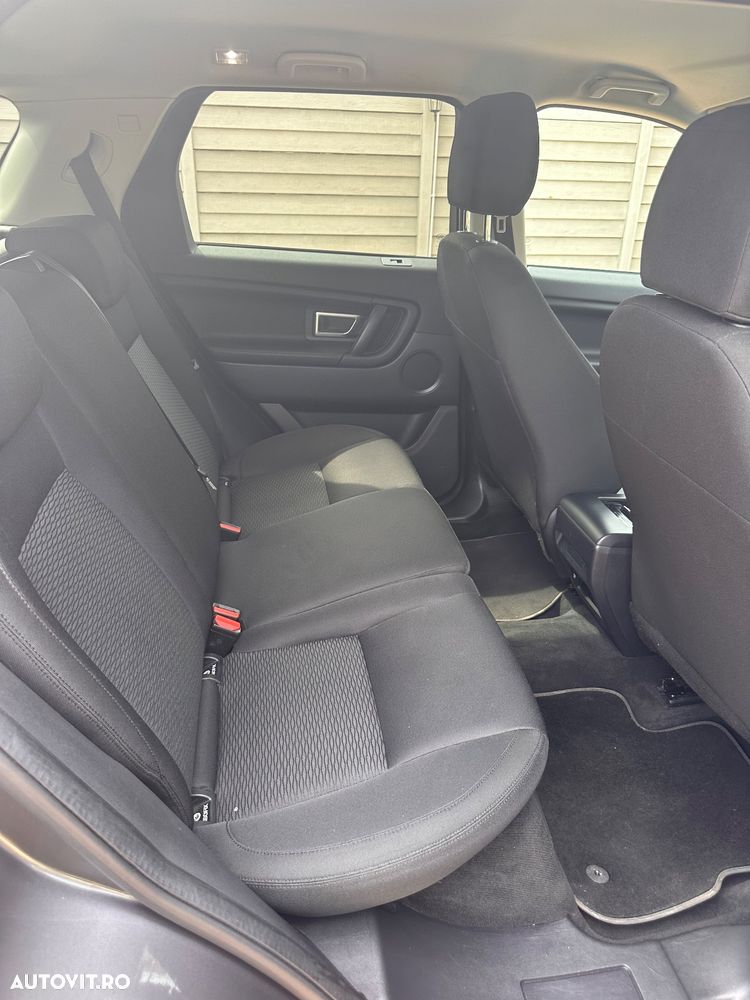 Land Rover Discovery Sport - 6