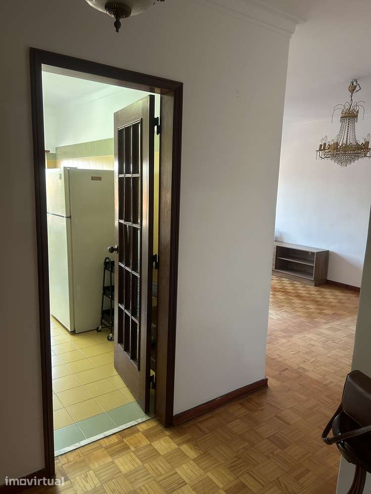 Arrenda-se apartamento T1 - Alverca do Ribateja - Grande imagem: 3/11