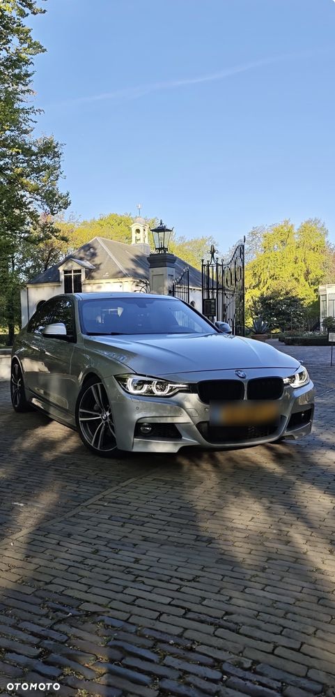 BMW Seria 3 340i M Sport - 1