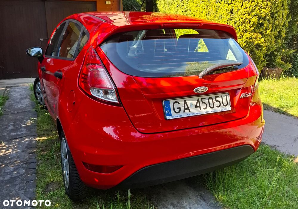 Ford Fiesta 1.25 Ambiente - 2