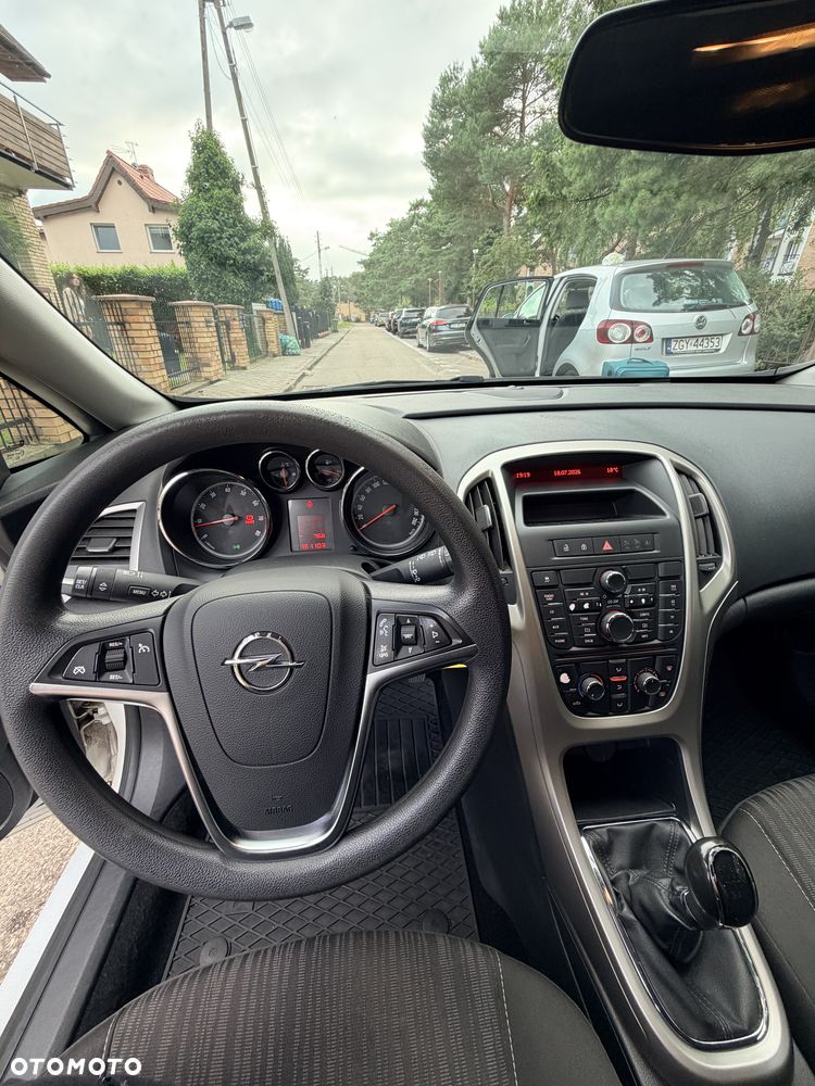 Opel Astra 1.4 - 10