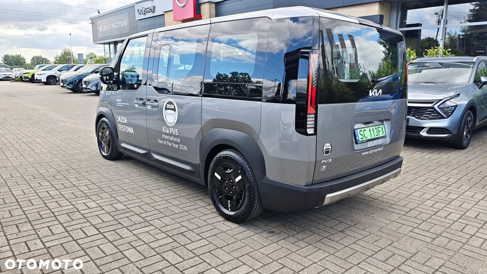Kia PV5 - 5