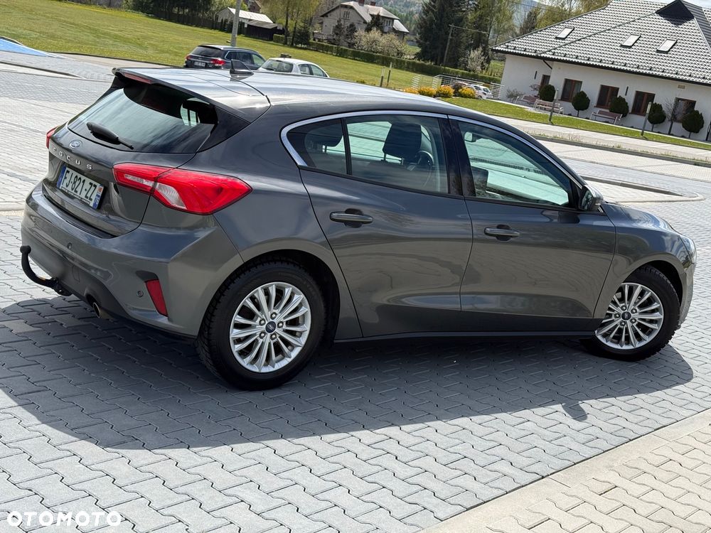 Ford Focus 1.5 EcoBlue Start-Stopp-System TITANIUM DESIGN - 8