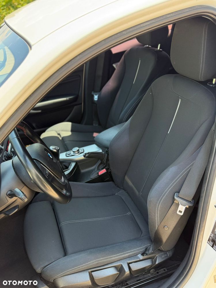 BMW Seria 1 118i Sport Line - 8