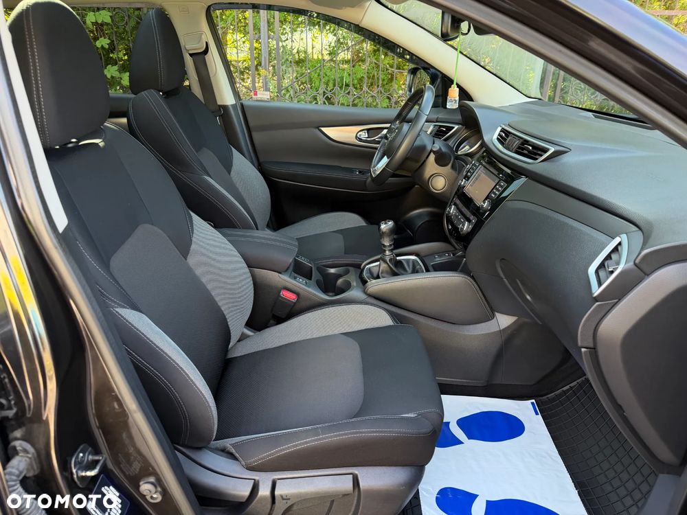 Nissan Qashqai 1.5 dCi N-Connecta - 15
