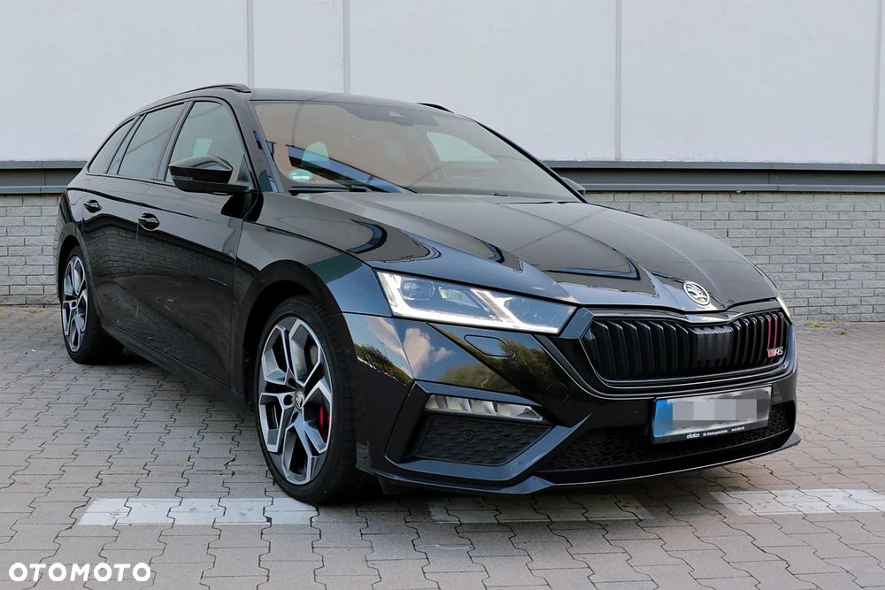 Skoda Octavia 2.0 TSI DSG RS Plus - 6