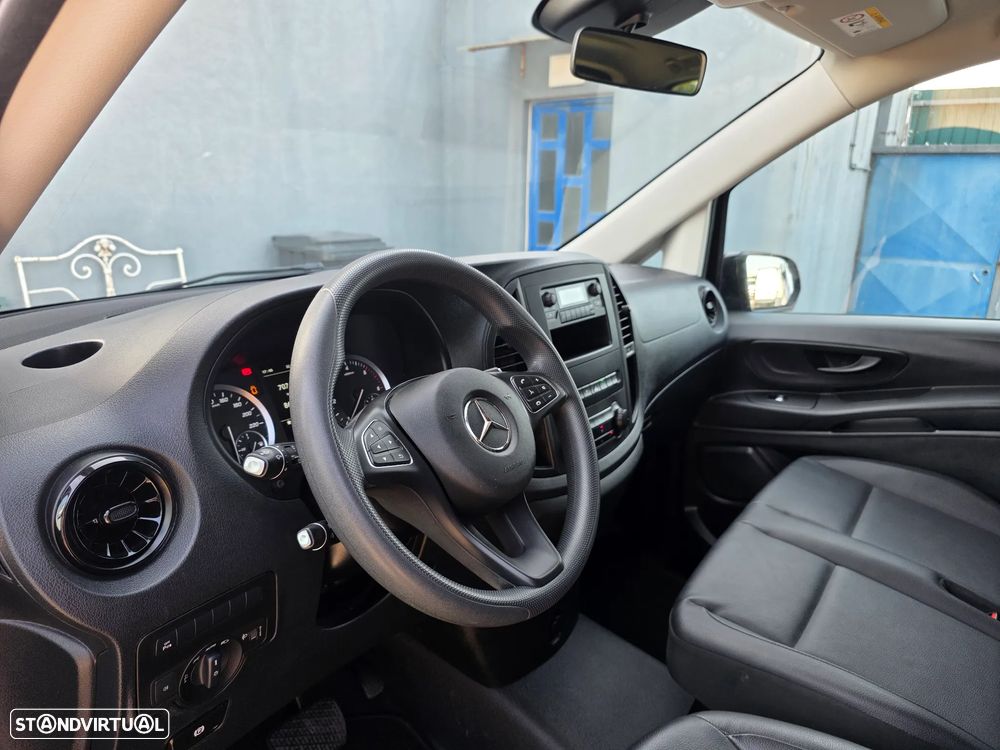 Mercedes-Benz Vito Tourer Extra-Longa Aut. PRO - 14