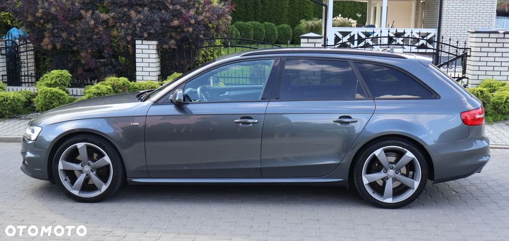 Audi A4 Avant 2.0 TDI DPF quattro S tronic S line Sportpaket - 8