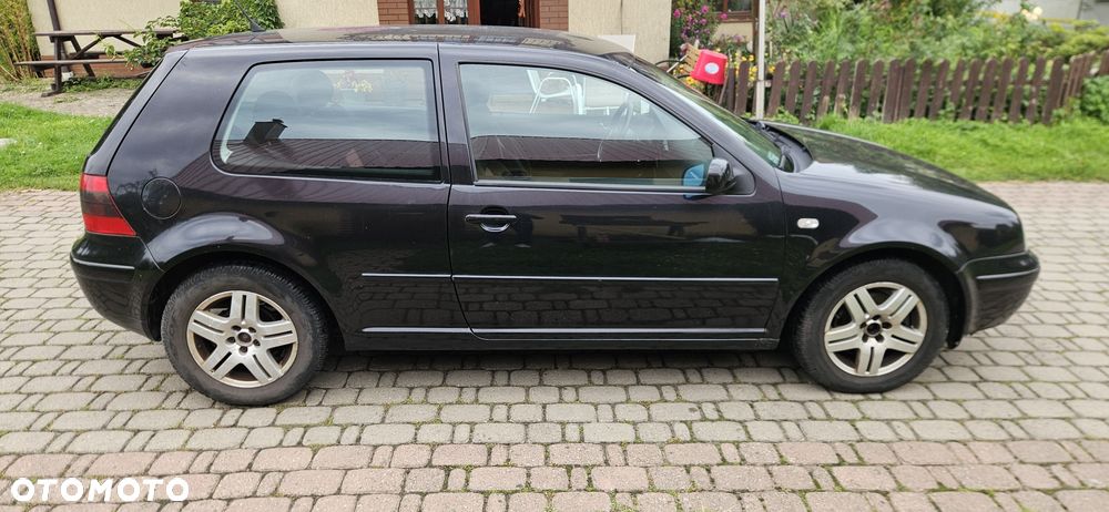 Volkswagen Golf - 3