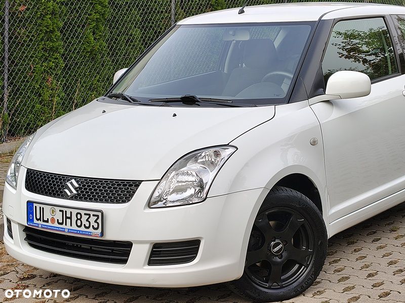 Suzuki Swift 1.3 Comfort - 25