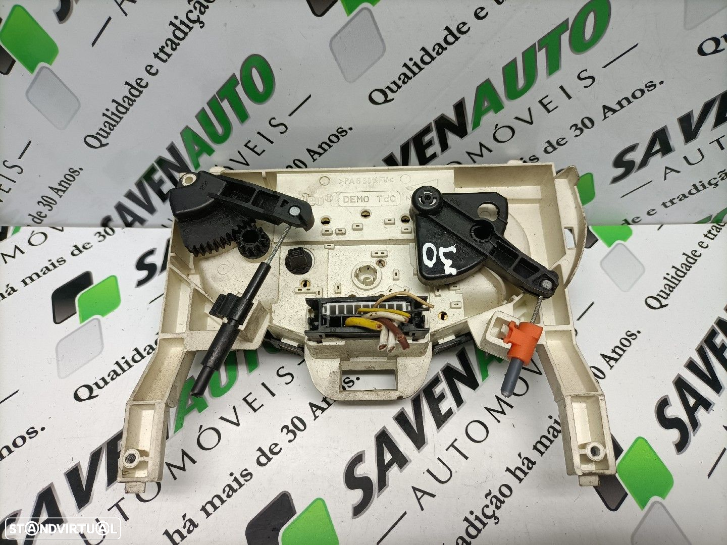 Comando / Botão De Sofagem / Climatronic Renault Trafic Ii Autocarro ( - 2